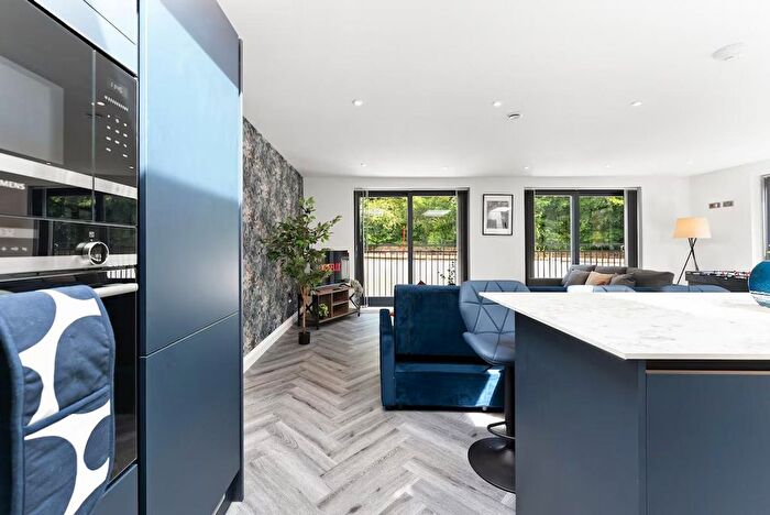 2 Bedroom Flat To Rent In Headingley, LS6