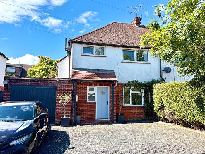 3 Bedroom Semi-Detached House For Sale In Maybury Close, Frimley, Camberley, Surrey, GU16