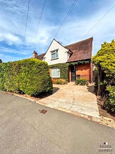 3 Bedroom End Terrace House For Sale In Royal Sussex Crescent, Old Town, BN20