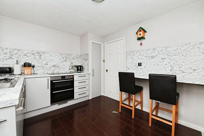 2 Bedroom Terraced House For Sale In Henniker Gate, Chelmsford, Essex, CM2