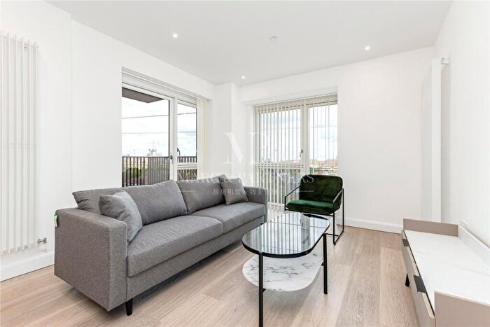 2 Bedroom Apartment To Rent In Botanist House, Seagull Lane, London, E16