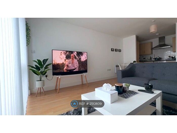 2 Bedroom Flat To Rent In Sefton Street, Toxteth, Liverpool, L8