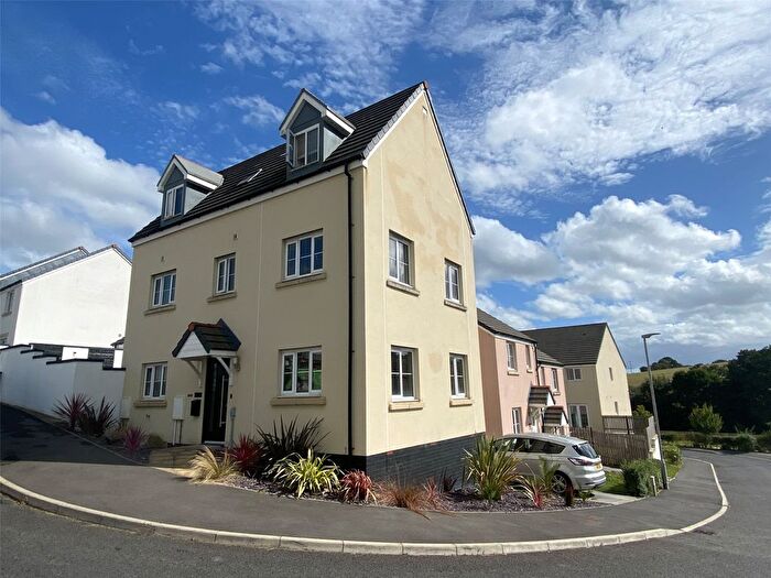 4 Bedroom Detached House For Sale In Chestnut Drive, Launceston, Cornwall, PL15