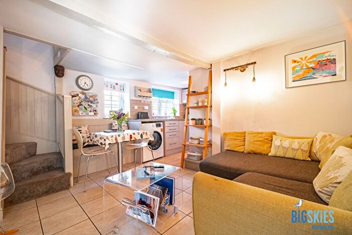 2 Bedroom Cottage For Sale In Beeston Road, Sheringham, NR26