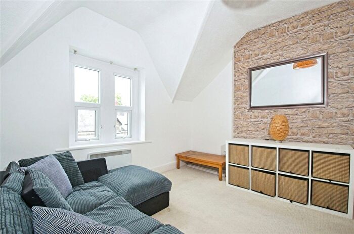 1 Bedroom Flat For Sale In Claude Road, Cardiff, CF24