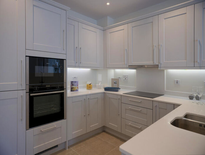2 Bedroom Flat For Sale In Off Fountain Way, Wilton Road, Salisbury, SP2