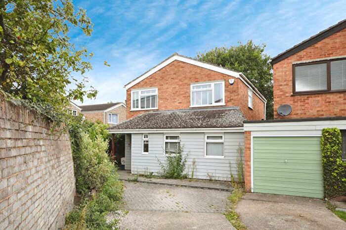 4 Bedroom Detached House For Sale In New England Close, Bicknacre, Chelmsford, CM3