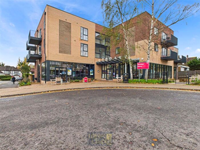1 Bedroom Apartment For Sale In Hutton Road, Shenfield, Brentwood, Essex, CM15