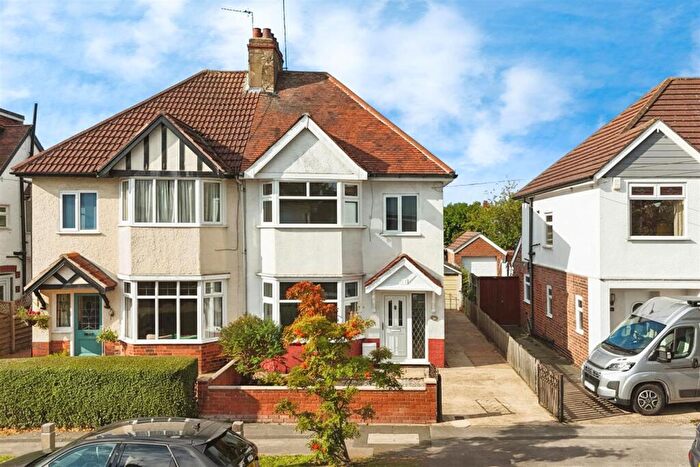 3 Bedroom Semi-Detached House For Sale In Orchard Road, Hull, HU4