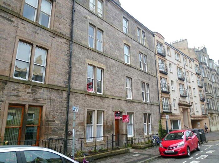 3 Bedroom Property To Rent In Blackwood Crescent, Edinburgh, Midlothian, EH9