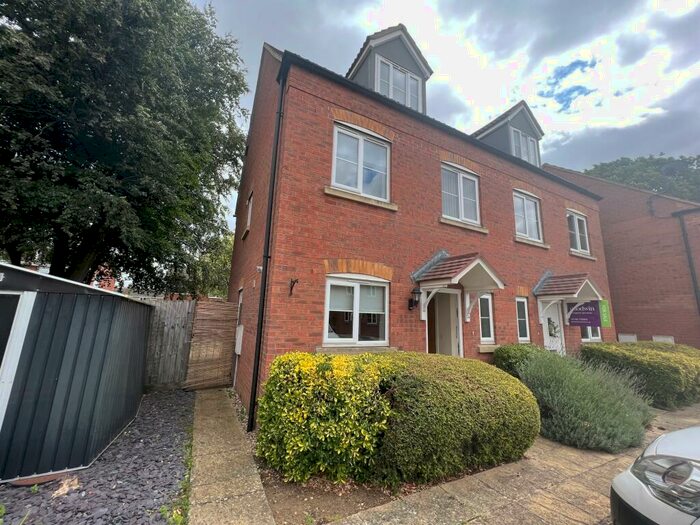 3 Bedroom House To Rent In Rosemary Avenue, Market Deeping, Peterborough, PE6