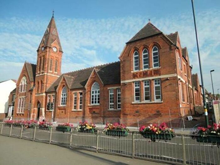 2 Bedroom Flat To Rent In The School Yard, A High Street, Birmingham, B17