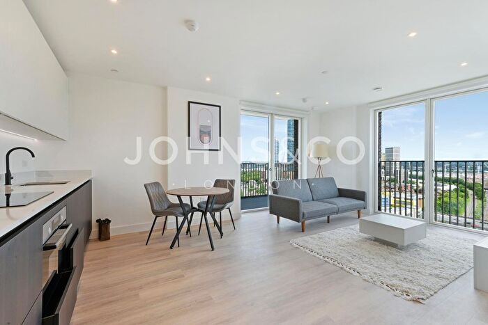 1 Bedroom Flat To Rent In Sliverleaf House, Verdean, Acton, W3