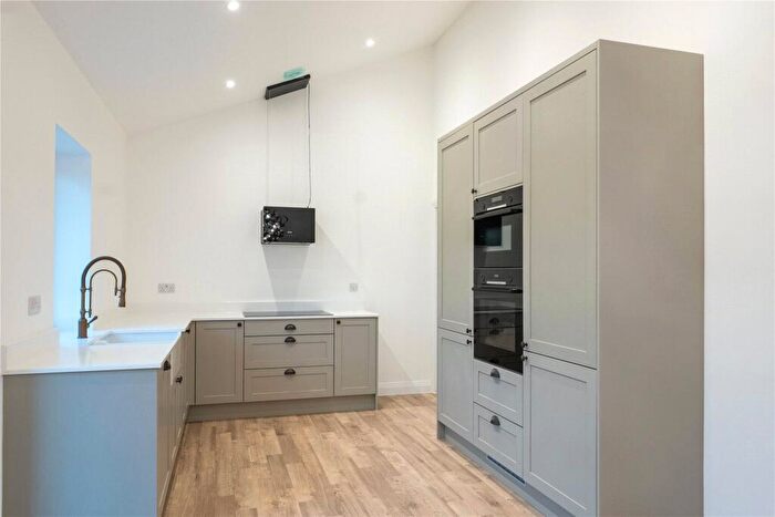 3 Bedroom Barn Conversion To Rent In Broadclyst, Exeter, EX5