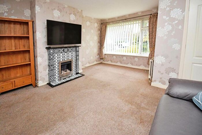 2 Bedroom Detached Bungalow For Sale In Moseley Road, Spital, CH63