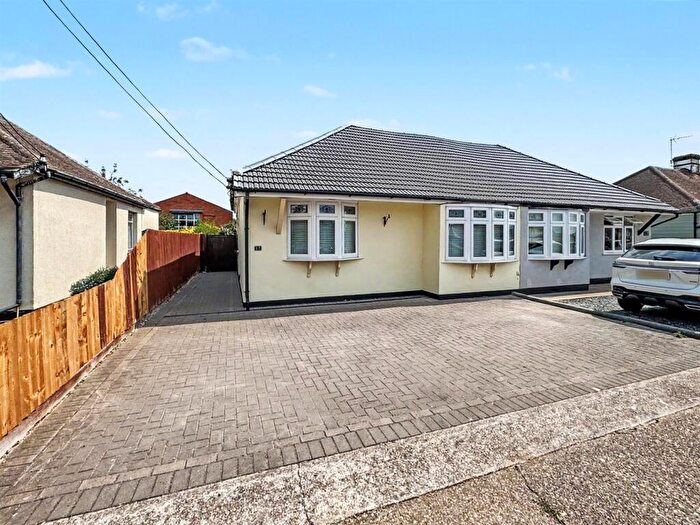 2 Bedroom Semi-Detached Bungalow For Sale In Hawkesbury Road, Canvey Island, SS8