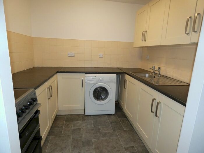 2 Bedroom Flat To Rent In Marie Curie Drive, Elswick, Newcastle Upon Tyne, NE4