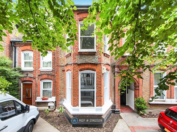1 Bedroom Flat To Rent In Brownhill Road, London, SE6