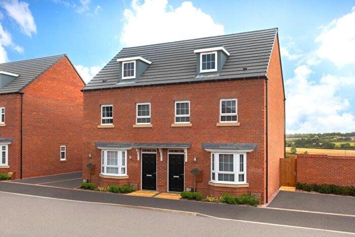 3 Bedroom End Of Terrace House For Sale In Beck Lane, Sutton In Ashfield, Nottinghamshire, NG17