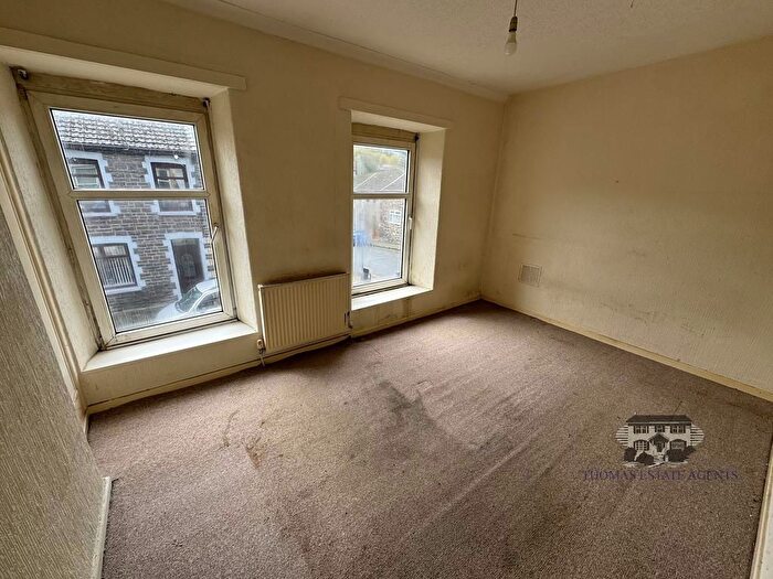 3 Bedroom Terraced House For Sale In North Road, Porth, CF39