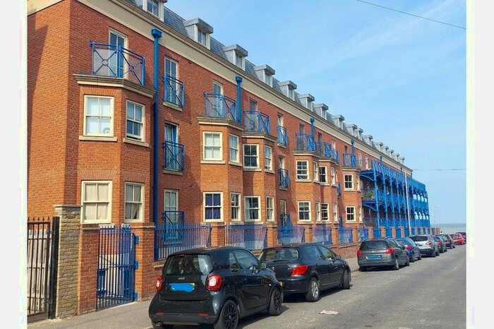 2 Bedroom Flat To Rent In The Royal Sea Bathing, Thanet, Margate, CT9