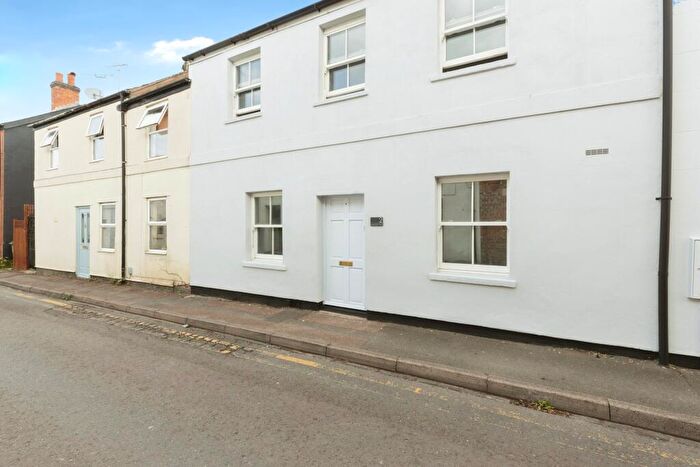 2 Bedroom Terraced House To Rent In Upper Bath Street, Cheltenham, GL50