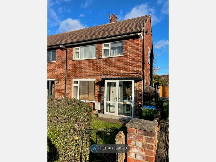 4 Bedroom End Of Terrace House To Rent In Keightley Drive, London, SE9