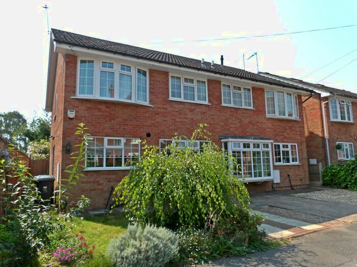 3 Bedroom House To Rent In Lorne Grove, Radcliffe-On-Trent, NG12