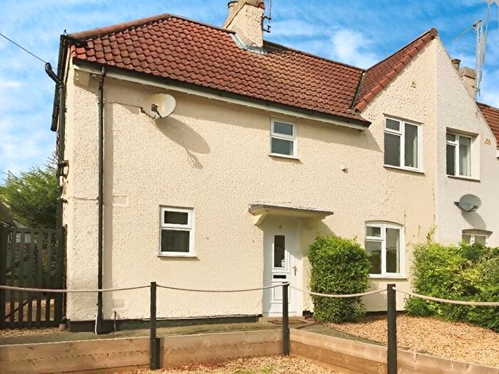 3 Bedroom Semi-Detached House To Rent In Cliff Road, Stamford, PE9