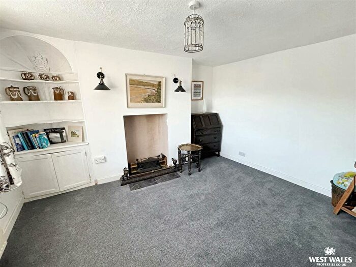 2 Bedroom Semi-Detached House For Sale In Newbridge Road, Laugharne, Carmarthen, SA33