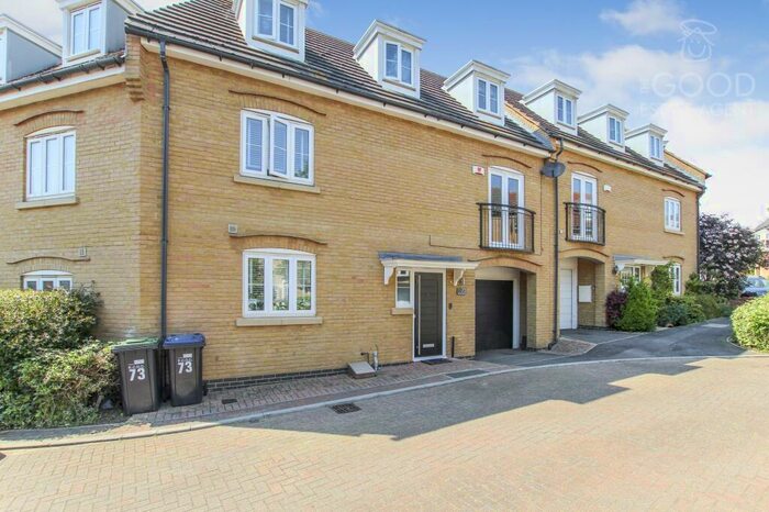 4 Bedroom Town House For Sale In Gateway Gardens, Ely, CB6