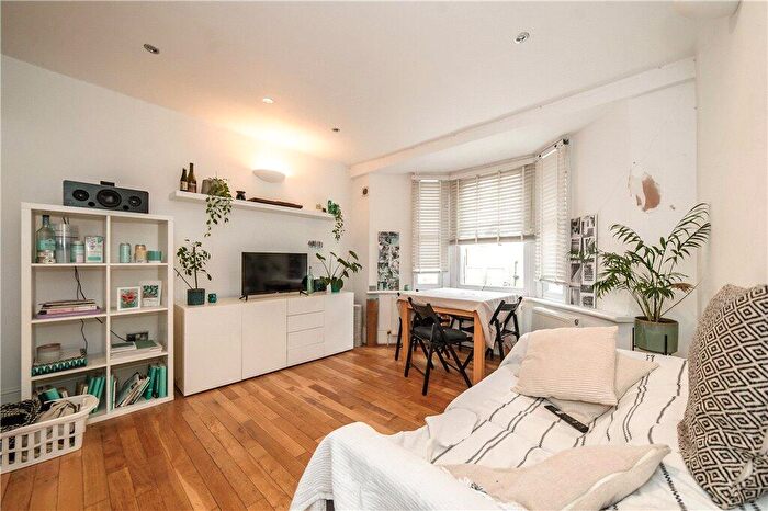 2 Bedroom Apartment To Rent In Railton Road, London, SE24