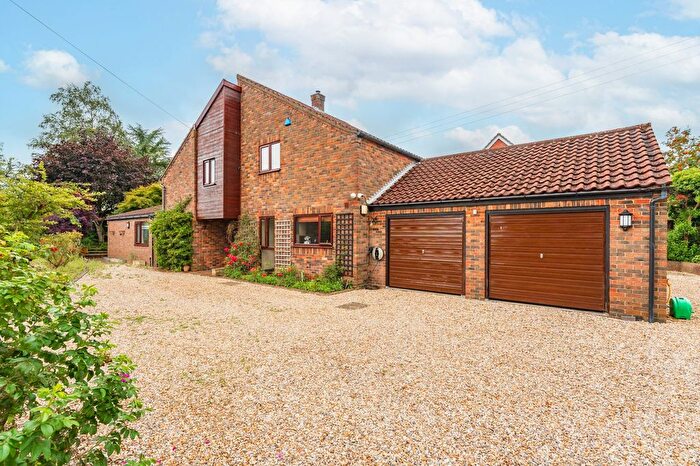 4 Bedroom Detached House For Sale In Swaffham Road, Wendling, Dereham, NR19
