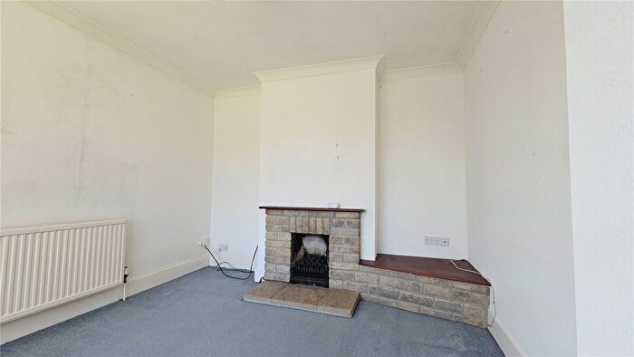 2 Bedroom Bungalow For Sale In Lower Blandford Road, Shaftesbury, Dorset, SP7