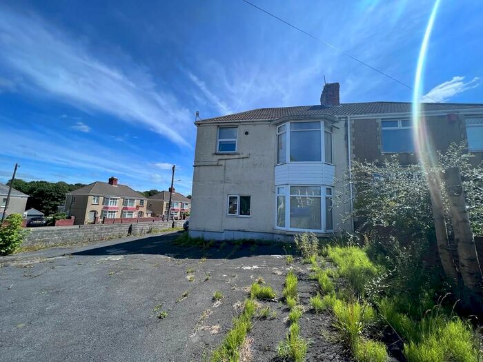 2 Bedroom Flat To Rent In Cockett Road, Cockett, Swansea, SA2