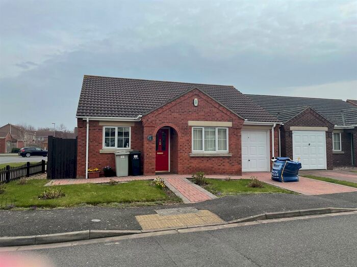 2 Bedroom Detached House To Rent In Mulberry Way, Skegness, PE25