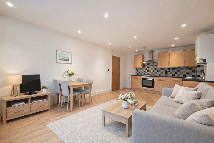 2 Bedroom Flat To Rent In Waterworks Road, Portsmouth, PO6