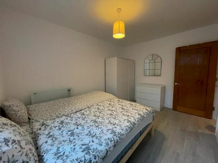 1 Bedroom Flat To Rent In Belgrave Road, London, E11