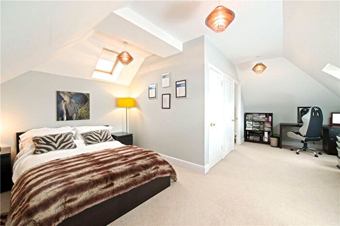 5 Bedroom Detached House For Sale In Towcester Road, Blisworth, Northamptonshire, NN7