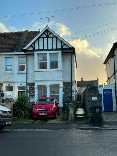 2 Bedroom Flat To Rent In Southend Road, Weston-Super-Mare, BS23