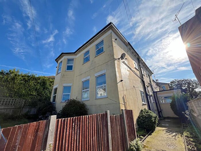 1 Bedroom Flat To Rent In Ashburnham Road, Hastings, TN35