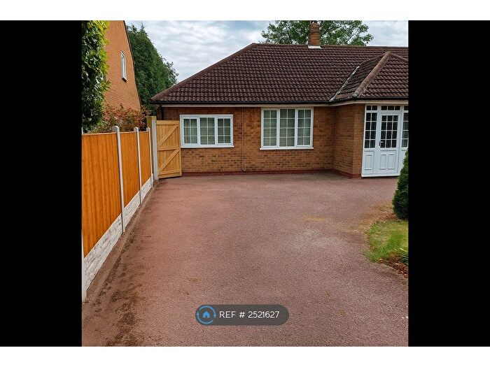 3 Bedroom Bungalow To Rent In Little Sutton Road, Sutton Coldfield, B75