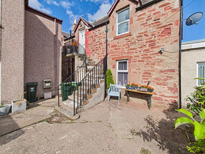 1 Bedroom Flat For Sale In A Causewayend, Coupar Angus, Perthshire, PH13