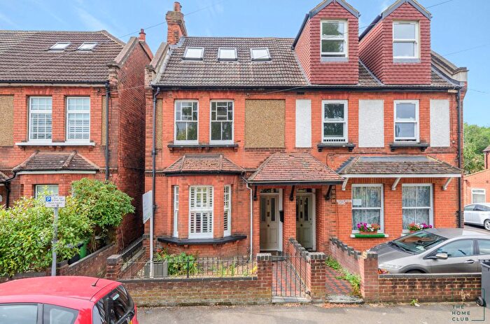 6 Bedroom Semi-Detached House To Rent In Recreation Road, Guildford, GU1