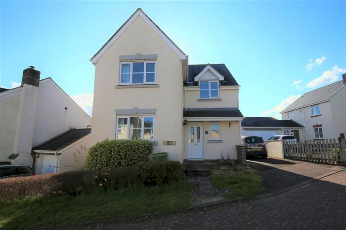 4 Bedroom Property To Rent In Cornlands, Sampford Peverell, Tiverton, EX16