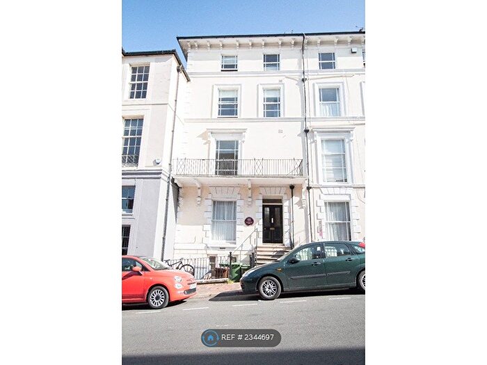 1 Bedroom Flat To Rent In Mount Sion, Tunbridge Wells, TN1