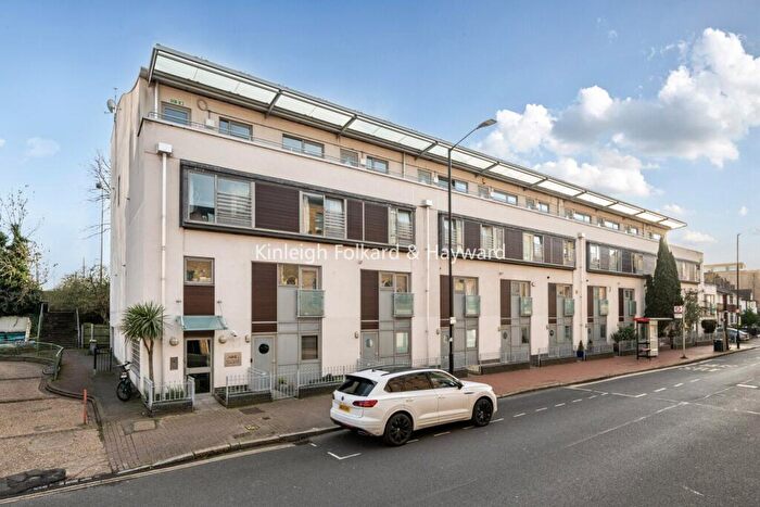 2 Bedroom Maisonette To Rent In Rotherhithe Street, Rotherhithe, London, SE16