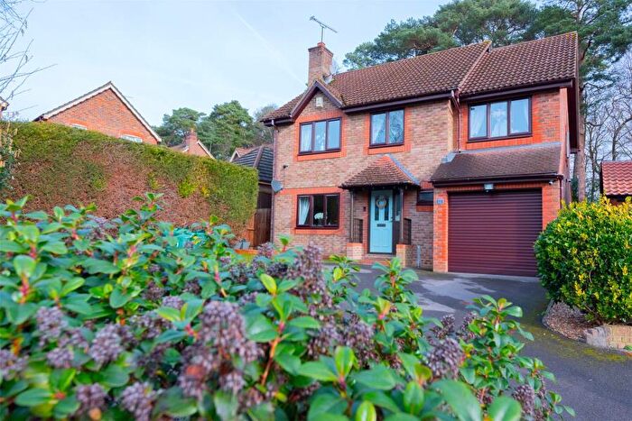 5 Bedroom Detached House To Rent In Camberley, GU15