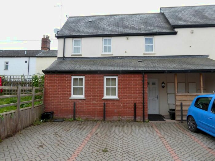 2 Bedroom Terraced House To Rent In Park Street, Tiverton EX16