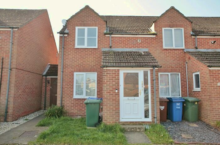 2 Bedroom Semi-Detached House To Rent In The Phelps, Kidlington, OX5